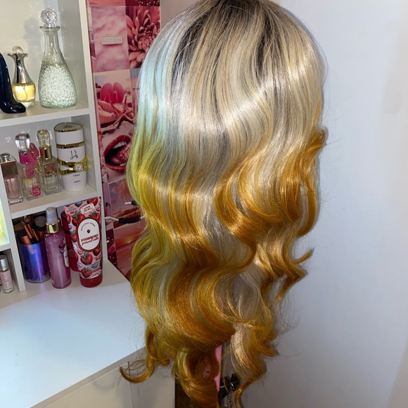 Ombré Wig - Picture 4 of 4